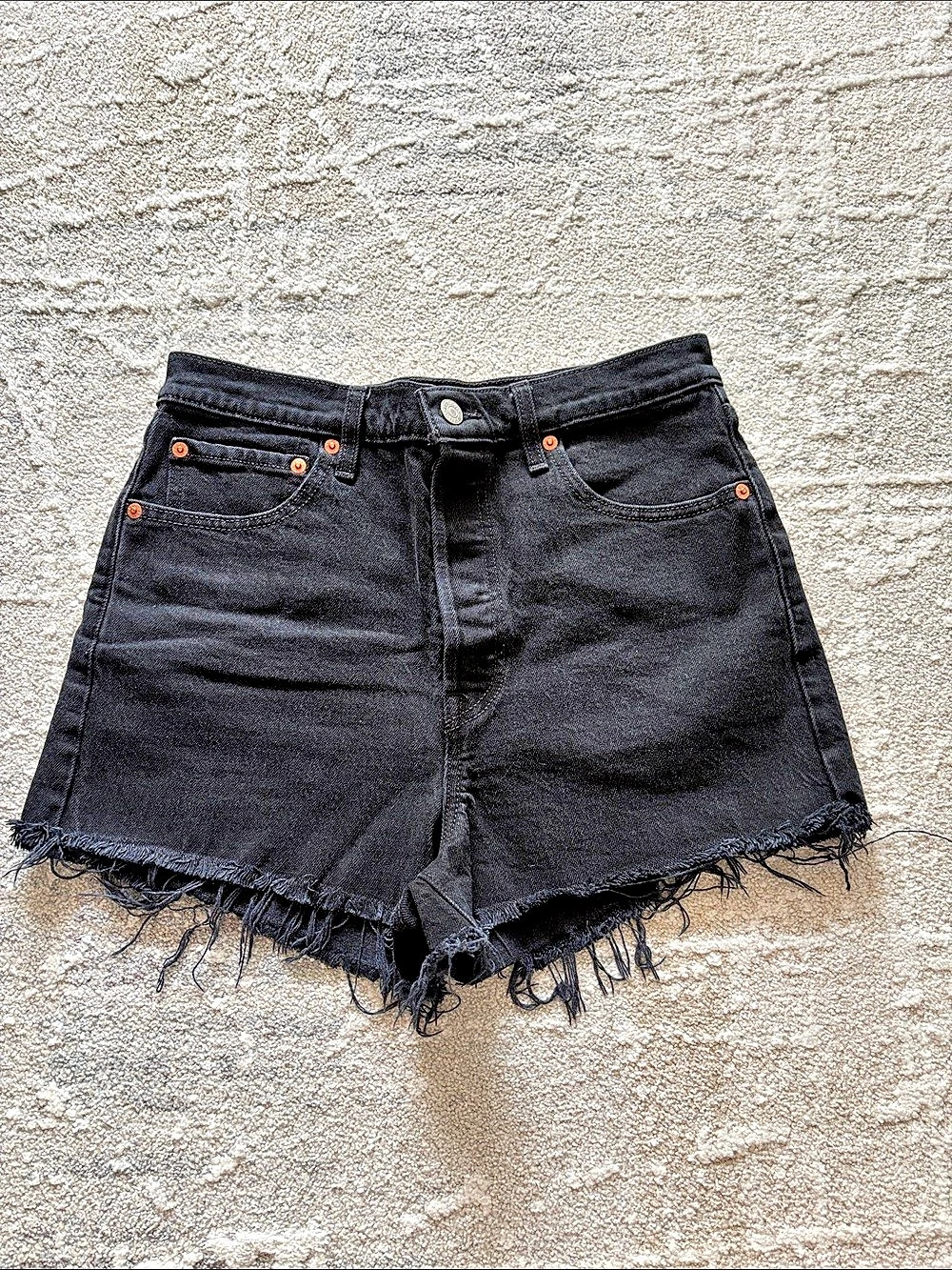 Levi's High Rise Ribcage Shorts